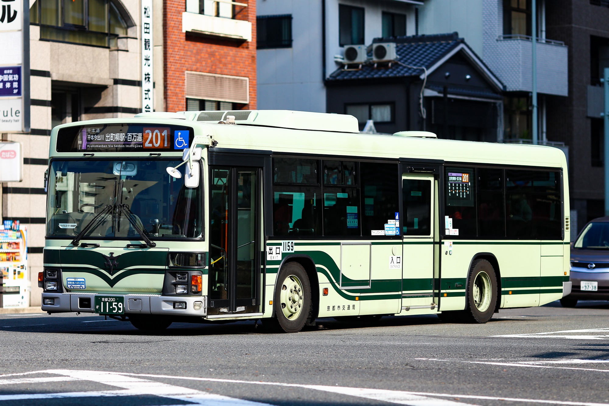 京都市バス いすゞPJ-LV234N1 1159号車 201系統 四条堀川にて
