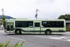 京都市バス 西工96MC PDG-RA273MAN 2047号車 5系統 国際会館駅前にて