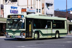 京都市バス いすゞエルガType-B KL-LV834L1 688号車 205系統 烏丸北大路にて