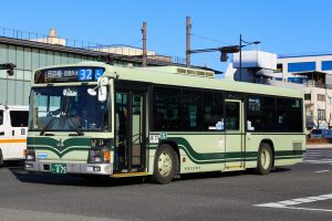 京都市バス いすゞエルガ KL-LV280N1改 875号車 32系統 五条七本松にて