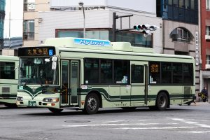 京都市バス 日野 LNG-HU8JMGP 2660号車 91系統 四条堀川にて