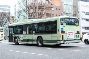 京都市バス いすゞQKG-LV234N3 2868号車 93系統 御池笹屋町にて