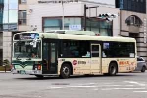 京都市バス いすゞQKG-LV234L3 2996号車 46系統 四条堀川にて