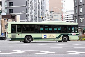 京都市バス いすゞ2代目エルガ 2PG-LV290N2 3509号車 四条堀川にて