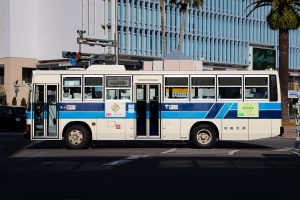 宮崎交通 三菱ふそうエアロミディ (U-MK517J) 956号車