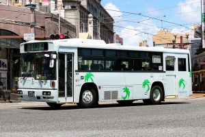 鹿児島交通 西工96MC(KC-HU3KLCA･鹿児島200 か 1310･元神戸市交通局)の公式側型式写真。2020年8月撮影。