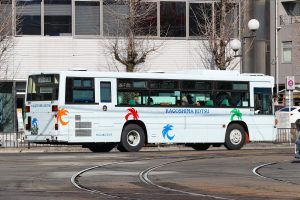 鹿児島交通 西工96MC(KC-HU3KLCA･鹿児島200 か 1313･元神戸市交通局)の非公式側側面写真。2022年1月撮影。