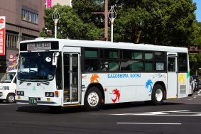 鹿児島交通 いすゞキュービック (KC-LV280L･鹿児島200 か 1174･元山陽バス)の公式側画像。2020年8月撮影。