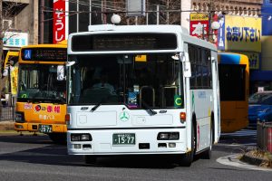 鹿児島交通 西工96MC(KC-MP317M･鹿児島200 か 1577･元阪急バス)の前面写真。2022年1月撮影。