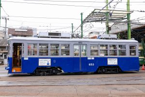 広島電鉄650形 653号車 側面がちに 千田車庫にて※許可を得て撮影 2015年7月撮影。