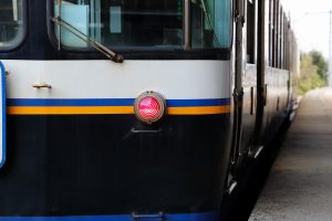 一畑電鉄5000系 5010編成 5110号車 出雲大社前駅にて。(2025年1月撮影) 後部標識灯