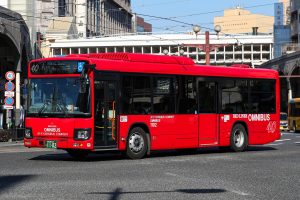鹿児島市交通局 いすゞエルガ (2KG-LV290N3･鹿児島230 あ 1102)。2022年1月撮影。