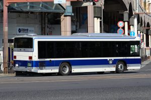 鹿児島市交通局 いすゞエルガ (2RG-LV290N4･鹿児島230 あ 1947･社番531-24615)の非公式側側面。2025年1月撮影。