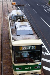 広島電鉄800形 809号 屋根上 2015年7月撮影。