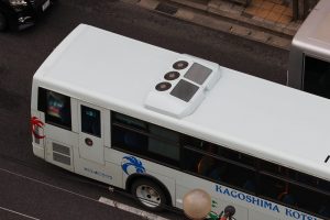 鹿児島交通 西工96MC (KL-JP252NAN改･鹿児島200 か 2032･元関東バス)のデンソークーラー。2025年1月撮影。