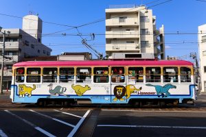 広島電鉄1150形 1156号 側面真横 2016年3月撮影。