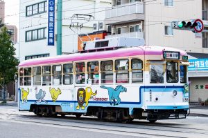 広島電鉄1150形 1156号 7号線横川駅行き 2021年10月撮影。