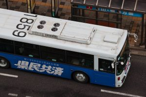 鹿児島交通 富士重工 新7E (KL-UA272KAM 鹿児島200 か 1859･元東京都交通局)の屋根 2025年1月撮影。