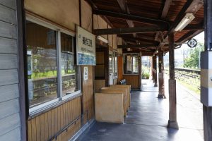 JR西日本･姫新線 美作江見駅の改札口（岡山県美作市）