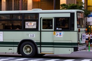 京都市交通局 エアロスターM (KC-MP617K 京都22 か 6294) 2013年7月撮影。
