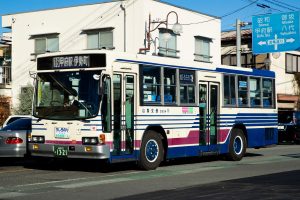 山梨交通 いすゞキュービック リフト(U-LV224K) C654号車（2021年2月撮影）