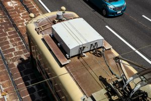 広島電鉄1900形 1901号の屋根 2025年4月撮影。