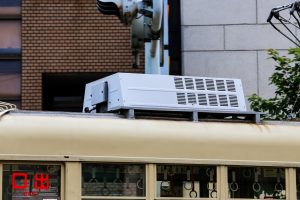 広島電鉄1900形 1904号 のクーラー 2015年8月撮影。