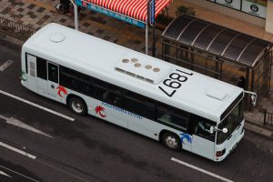鹿児島交通 いすゞ エルガType-B(KL-LV834L1 鹿児島200 か 1897･元東京都交通局) の屋根 2025年1月撮影。