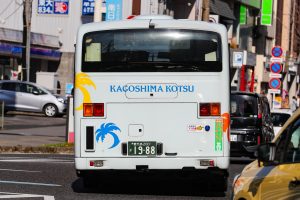 鹿児島交通 いすゞ エルガType-B(KL-LV834L1 鹿児島200 か 1988･元東京都交通局) のリア 2025年1月撮影。
