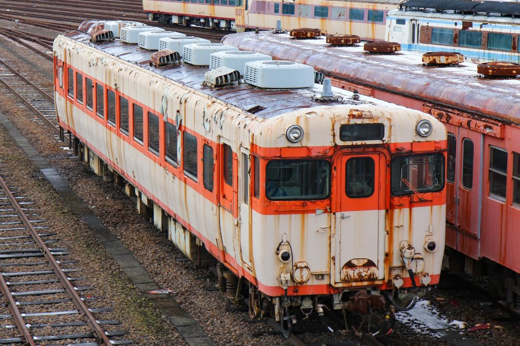 キハ58 787 美濃太田車両区で留置 2013-02-13