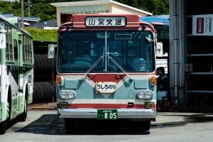山梨交通 いすゞK-CCM410･C486号車 (2025年6月撮影)