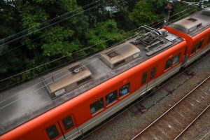 阪神電鉄8000系 8213F 屋根（2025年5月撮影）