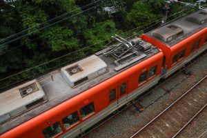 阪神電鉄8000系 8213F 屋根（2025年5月撮影）