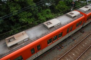 阪神電鉄8000系 8213F 屋根（2025年5月撮影）