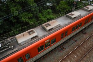 阪神電鉄8000系 8213F 屋根（2025年5月撮影）