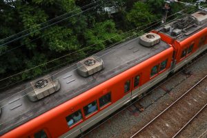 阪神電鉄8000系 8213F 屋根（2025年5月撮影）