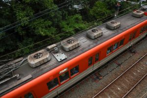 阪神電鉄8000系 8213F 屋根（2025年5月撮影）