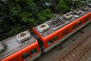 阪神電鉄8000系 8213F 屋根（2025年5月撮影）