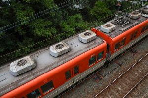 阪神電鉄8000系 8213F 屋根（2025年5月撮影）