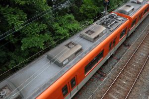 阪神電鉄8000系 8249F 屋根（2025年5月撮影）