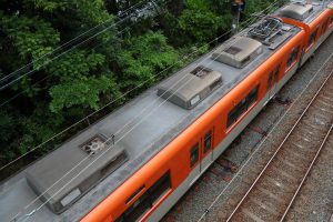 阪神電鉄8000系 8249F 屋根（2025年5月撮影）
