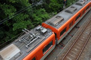 阪神電鉄8000系 8249F 屋根（2025年5月撮影）