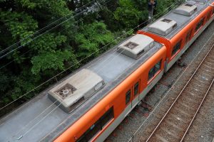 阪神電鉄8000系 8249F 屋根（2025年5月撮影）