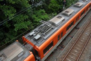 阪神電鉄8000系 8249F 屋根（2025年5月撮影）