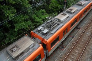 阪神電鉄8000系 8249F 屋根（2025年5月撮影）