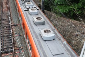 阪神電鉄8000系 8523F 屋根（2025年5月撮影）