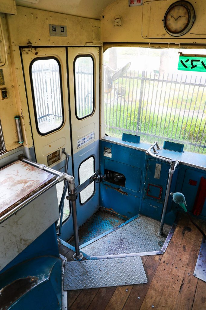 都営バスG-C457（大塚）。板橋交通公園で保存展示中のいすゞBU04系川重ボディ車の内装。