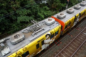 阪神電鉄8000系 8211F 屋根（2025年10月撮影）