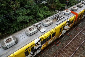 阪神電鉄8000系 8211F 屋根（2025年10月撮影）