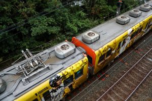 阪神電鉄8000系 8211F 屋根（2025年10月撮影）